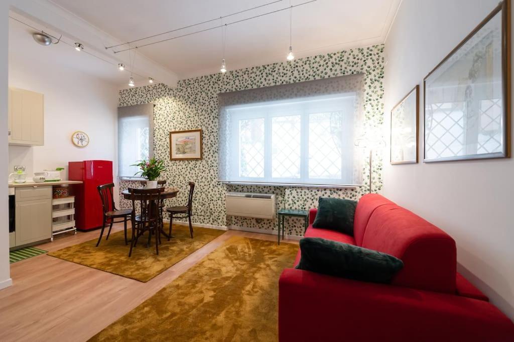 Casa Bouganville - St. Peter Romantic Rom